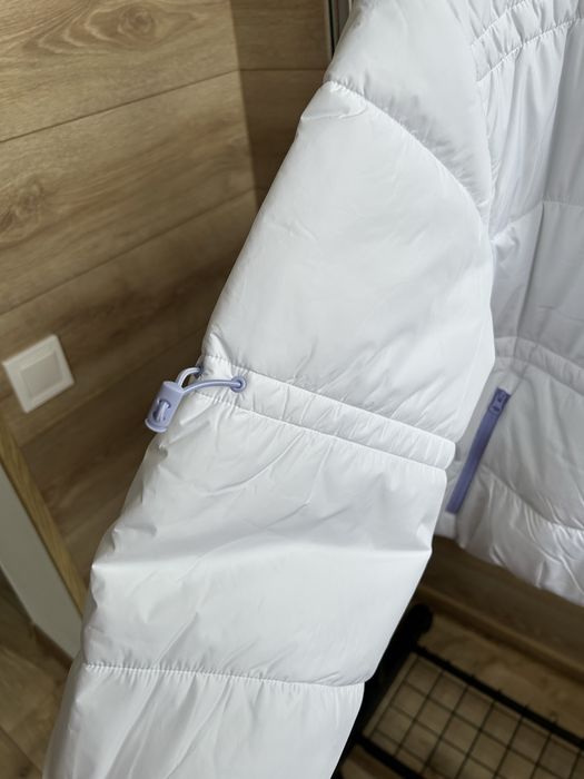 Демісезонна куртка Adidas