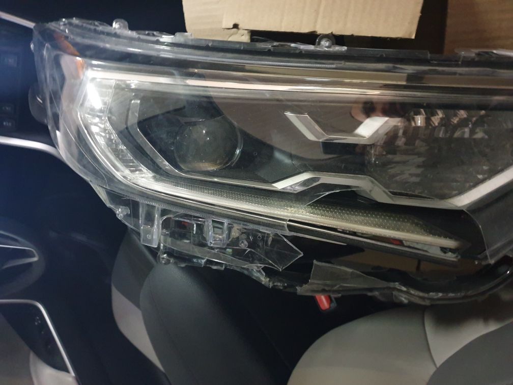 Rav 4 Full Led hybrid USA 2019- внутренняя часть фары