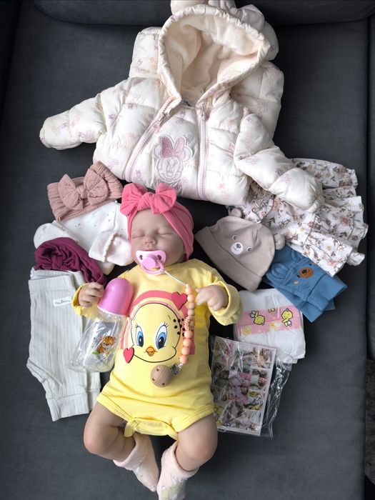 Nowiutka lala - noworodek z akcesoriami :))