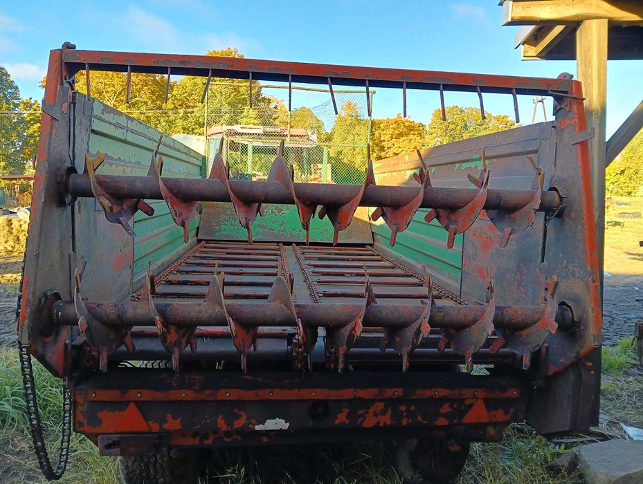 Rozrzutnik obornika Pol-Mot Warfama N-218/2