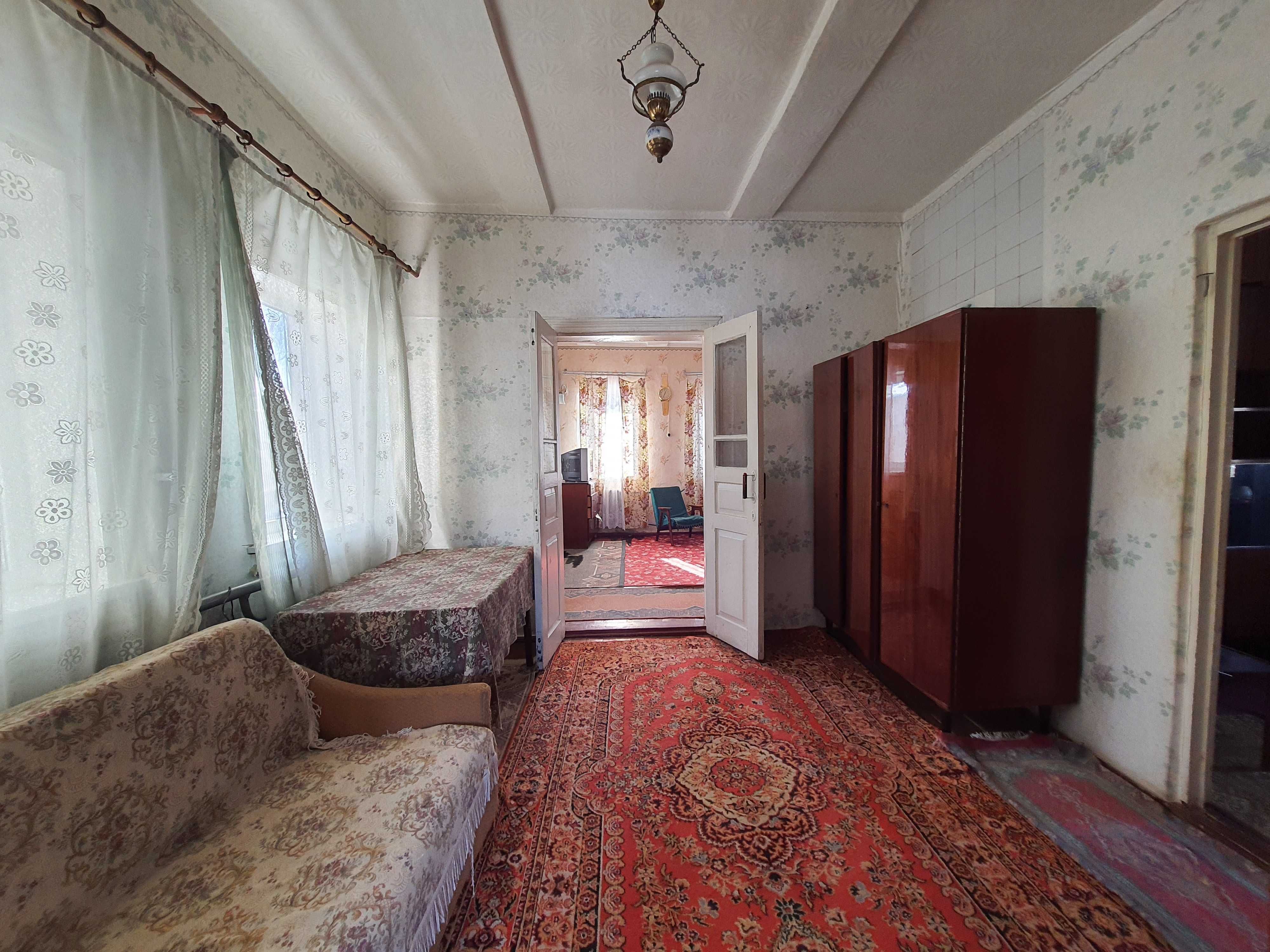 Продам будинок в центральній частині м.Ічня, Чернігівська обл.