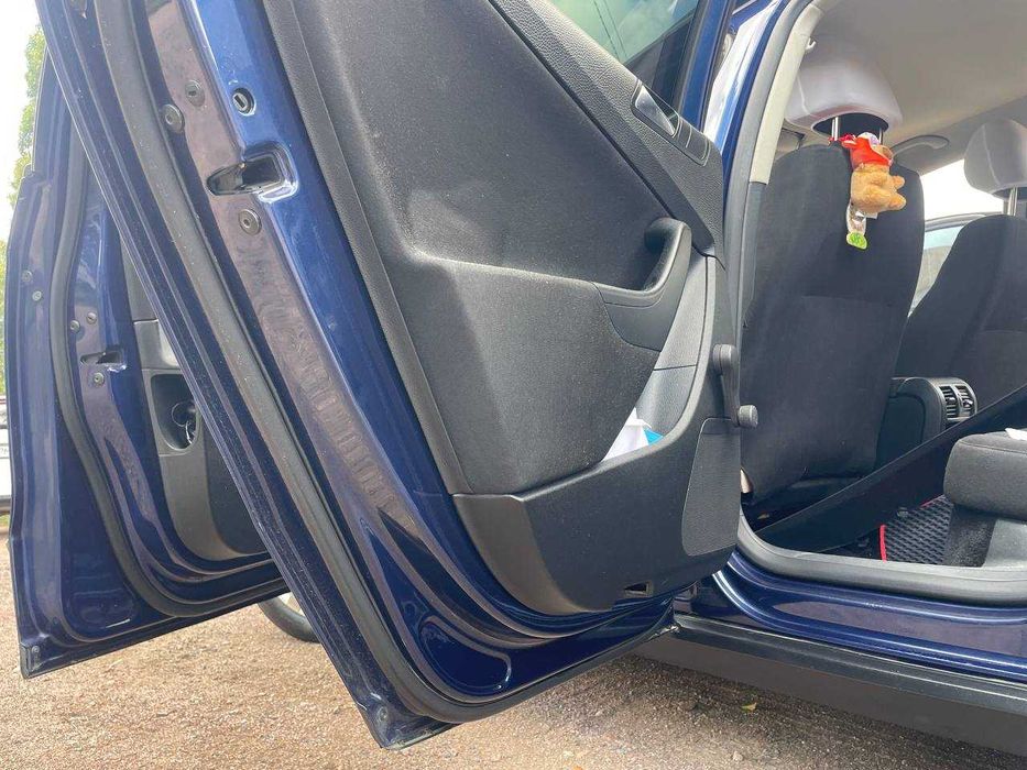 Продам Volkswagen Passat 2010 (B6)