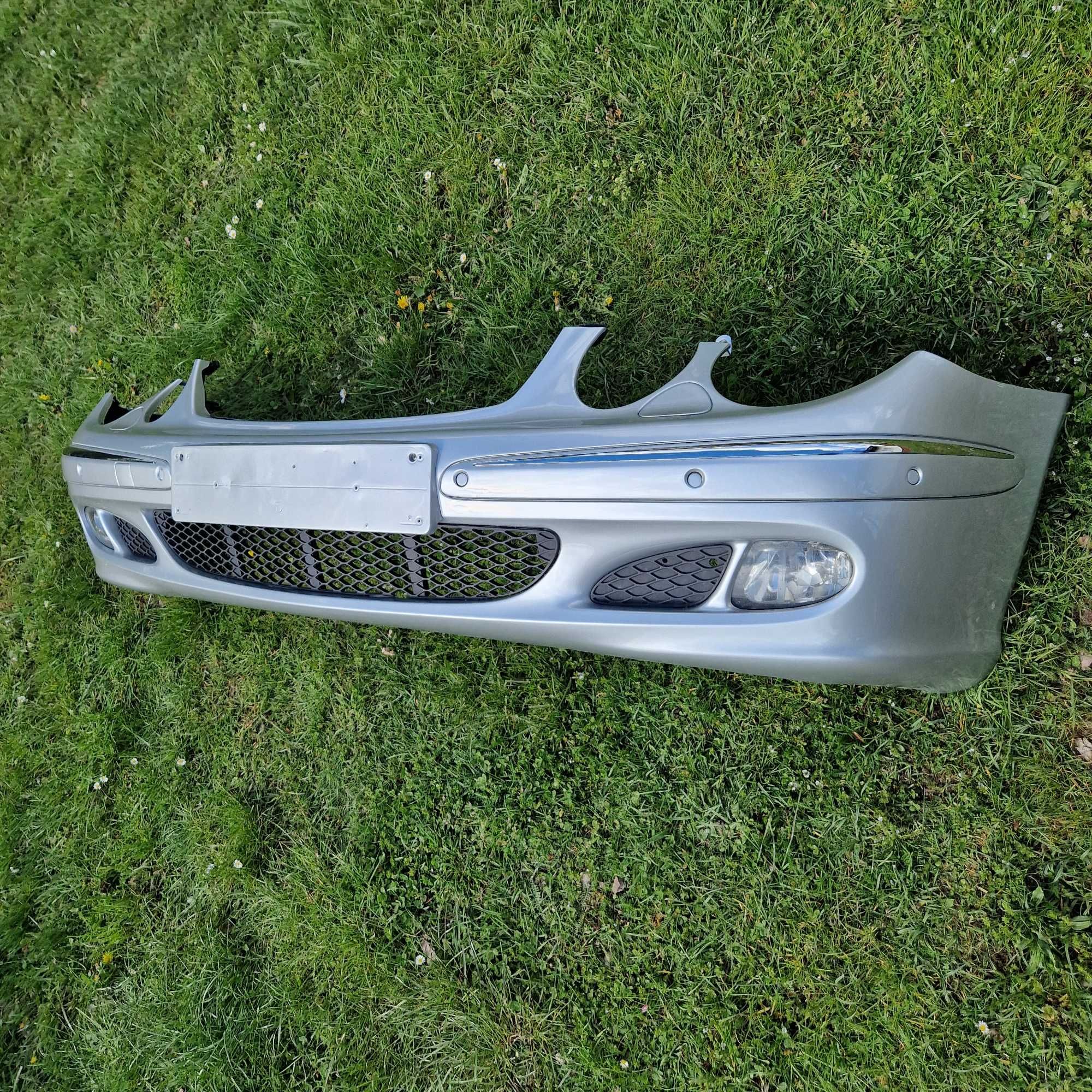 Mercedes W211 zderzak przedni lak 744 Elegance PDC