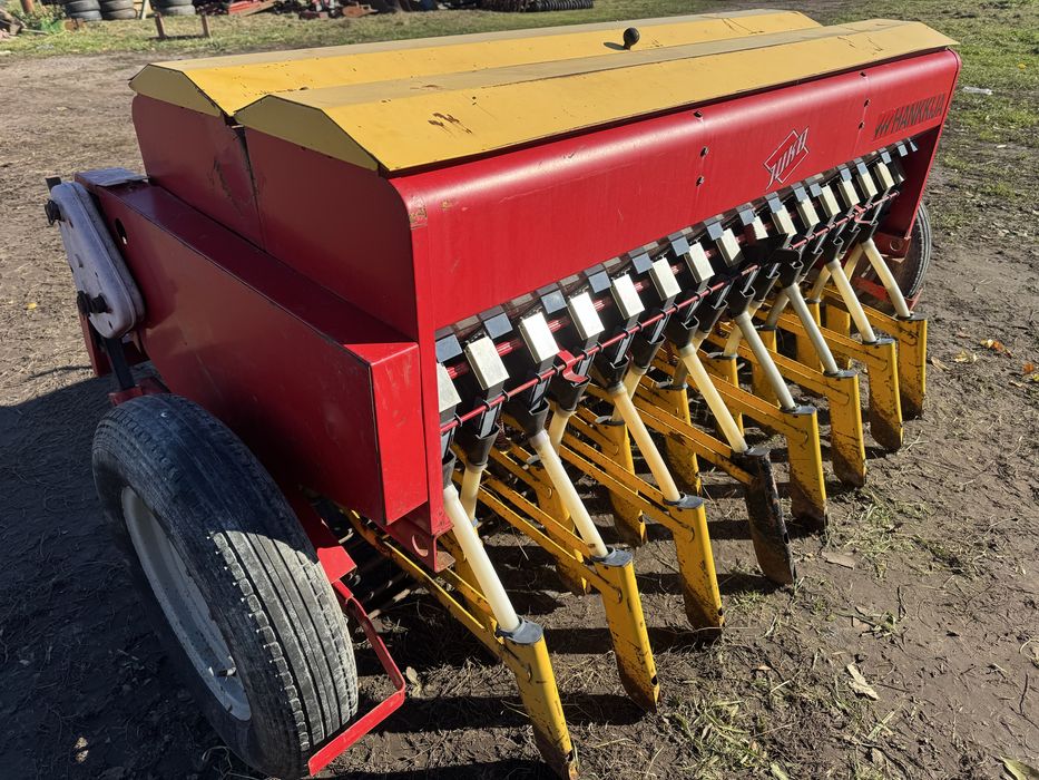 Сівалка зернова анкерна Навісна з міндобривом 2м JUKO 200