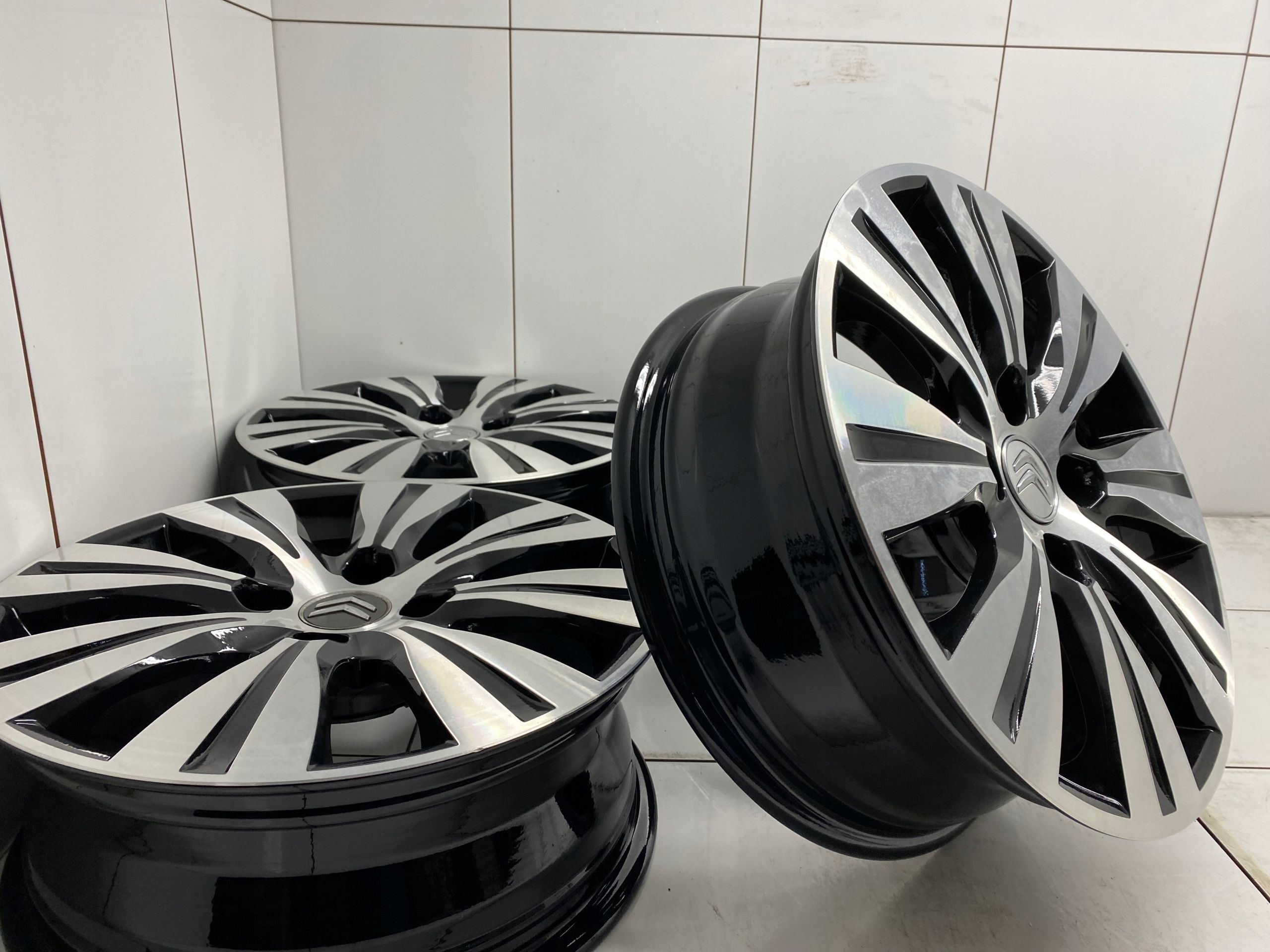 Felgi 17 Citroen Berlingo C4 Picasso C3 6 ET23 Ideal