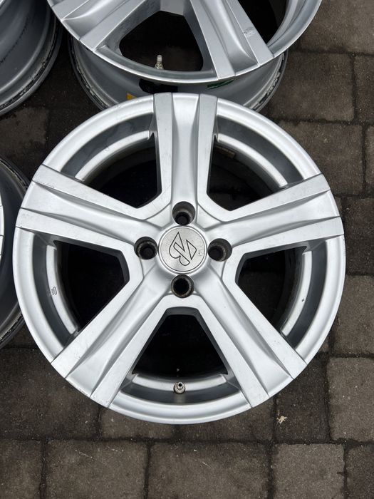 Диски легкосплавні 4-100 R16 Renault