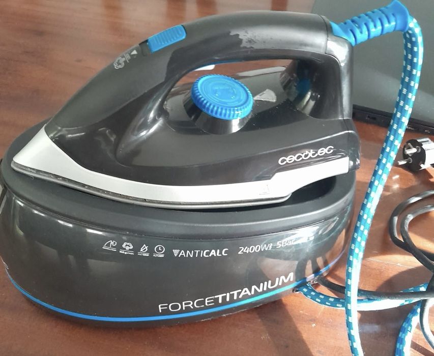 Vendo ferro de caldeira da Cecotec com 2400W