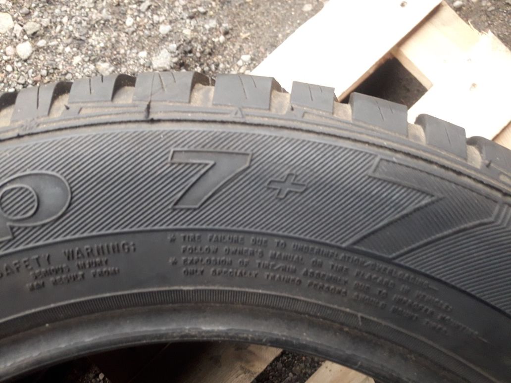 GOODYEAR 185/65R15 88T, pojedyńcza opona zimowa.