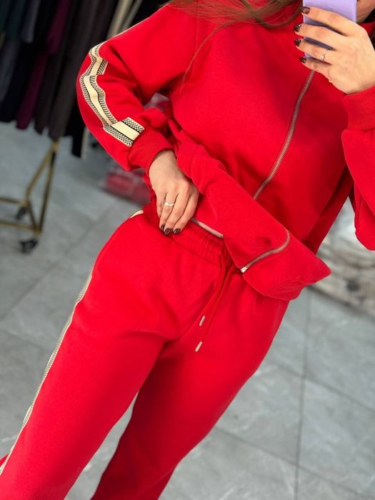 Жіночий костюм зимовий