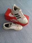 Ténis adidas N°40 2/3