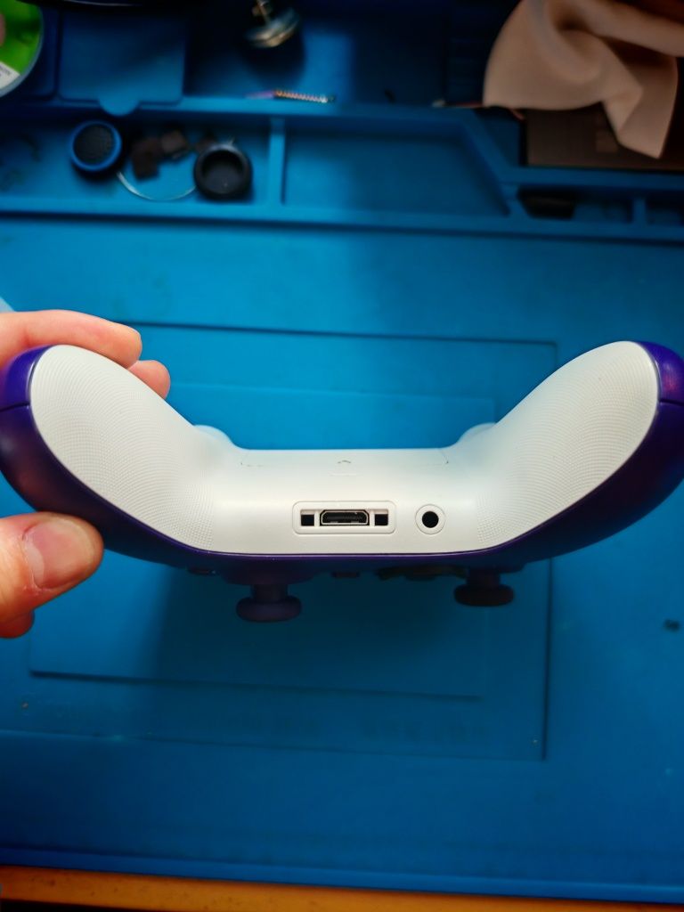 Kontroler Xbox Series X / S