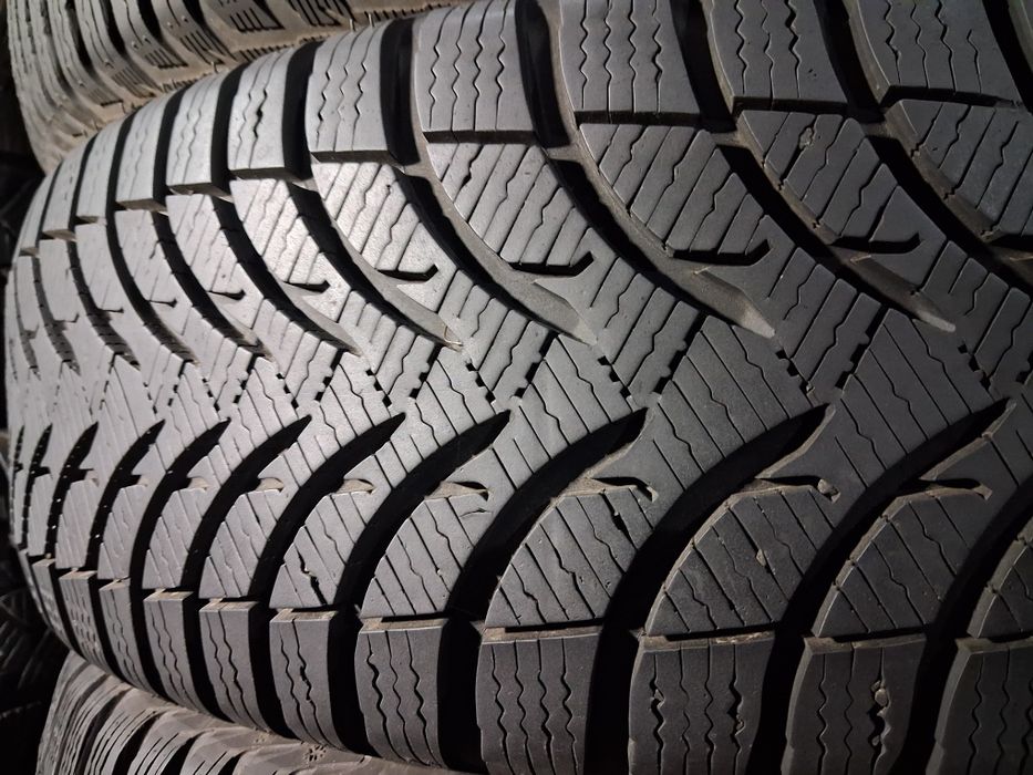 215/60 R17 Michelin  alpin 4 шини б/в зима