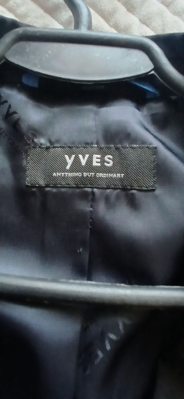 Garnitur młodzieżowy marki yves
