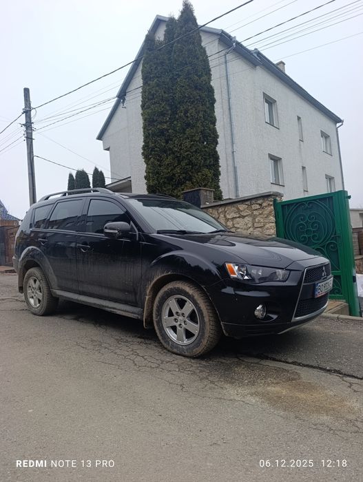 Продам Аутлендр в ідеальному стані.