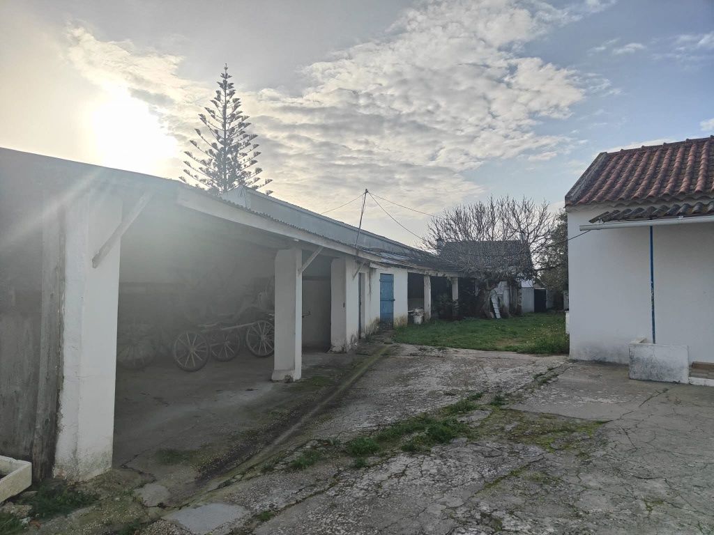 Moradia T3 Aveiras de cima