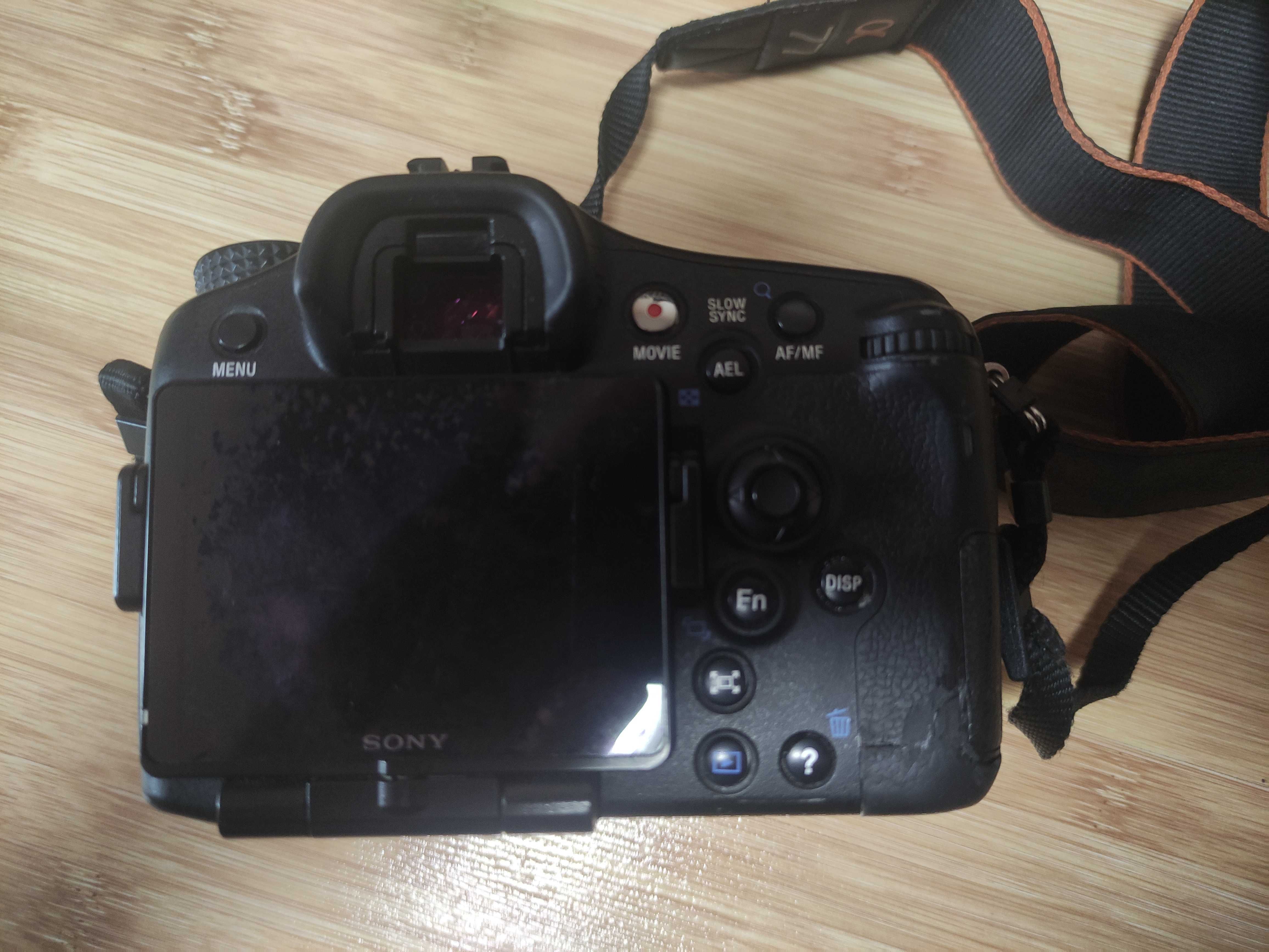 Продам фотоаппарат Sony SLT-A77 с объективами