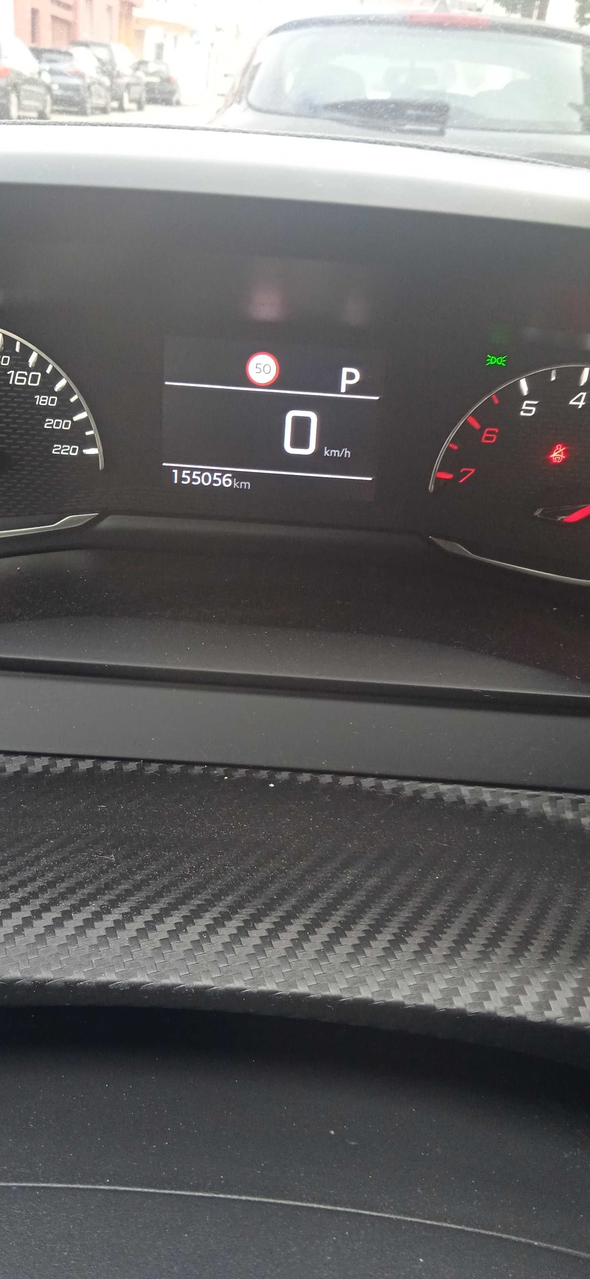 Peugeot 2008 versão Allure 1.2 Pure Tech
