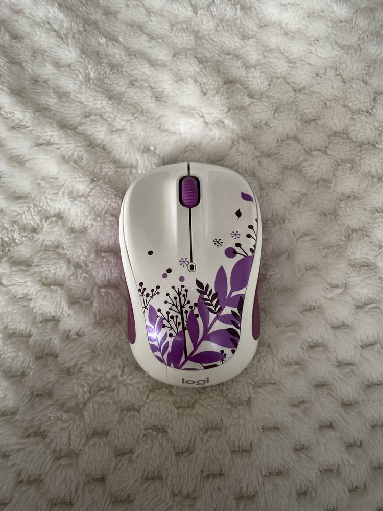 bezprzewodowa  myszka do laptopa Logitech biało-fioletowa