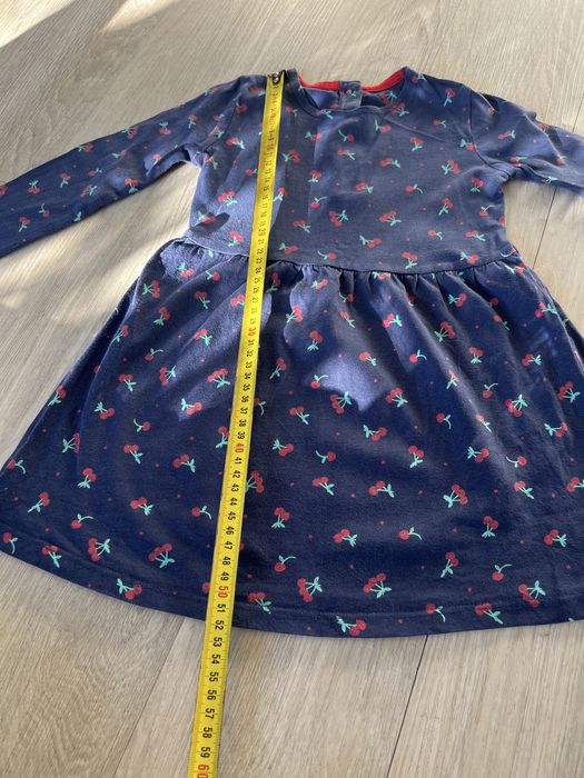 Sukienka dziewczęca rozmiar 104/110