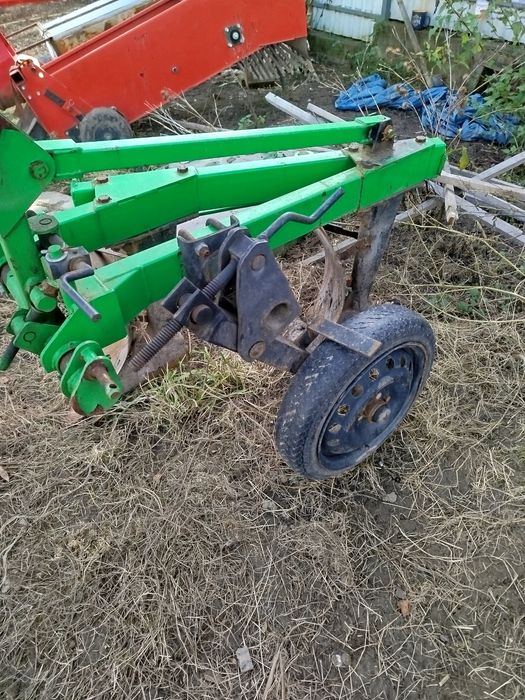 Плуг бомет 2 25.