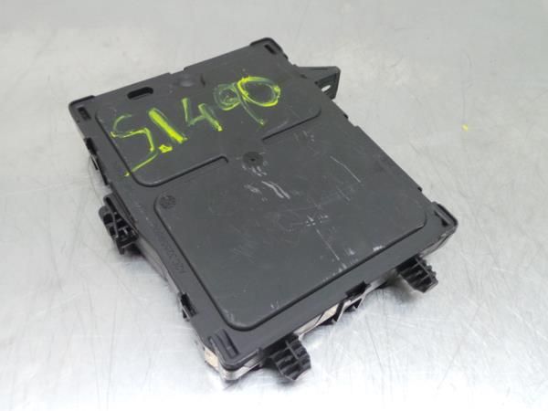 Módulo confort RENAULT Megane IV (B9A/M_)