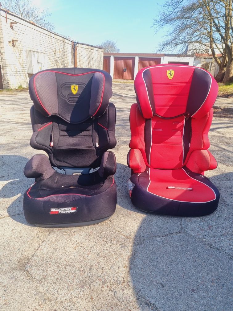 Fotelik firmy Ferrari