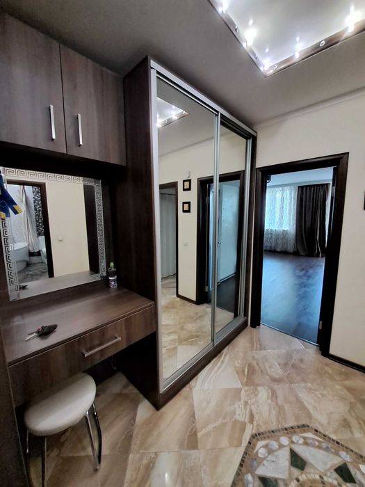 Здам євро 2кім 82 м.кв б-р Миколи Руденка,(Кольцова)14Д, ЖК Парковий