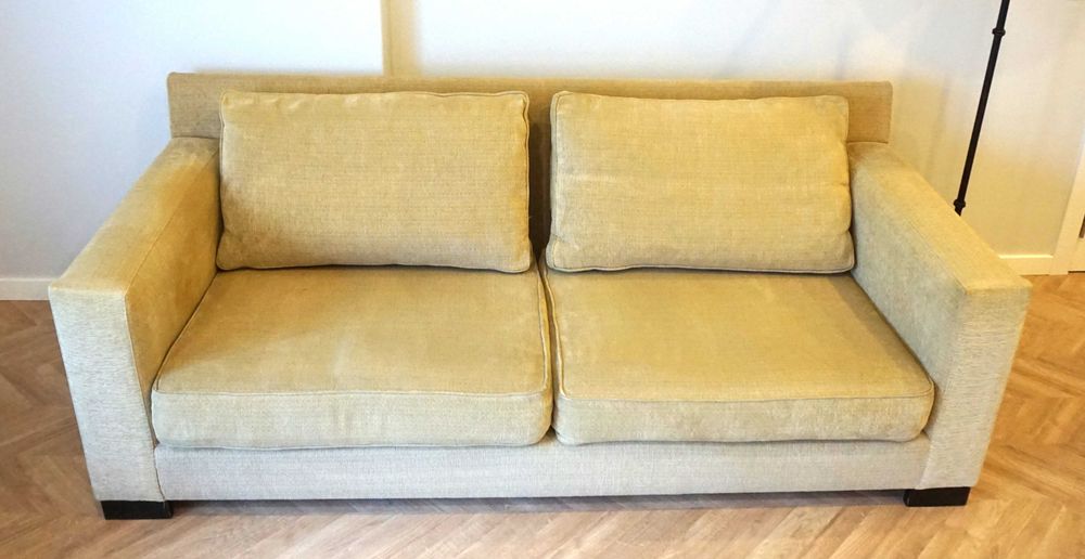 Bom Sofá da marca KA - Kilo Americano