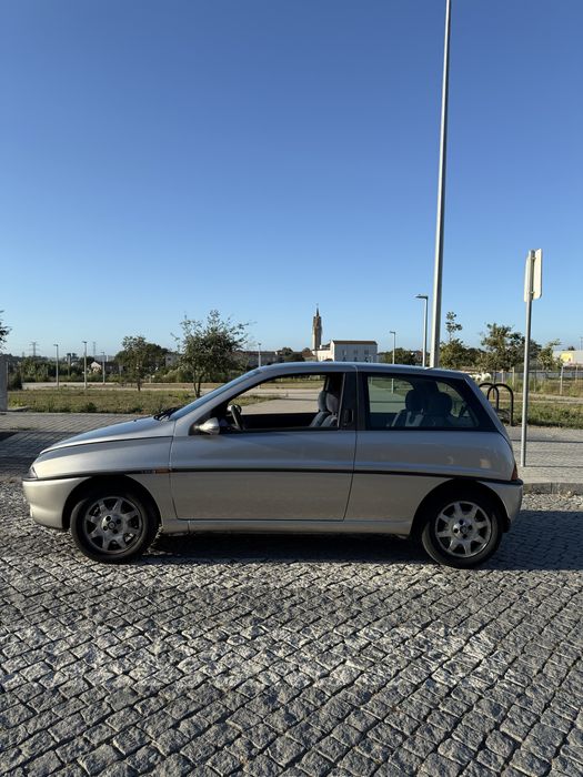 Lancia Y gasolina