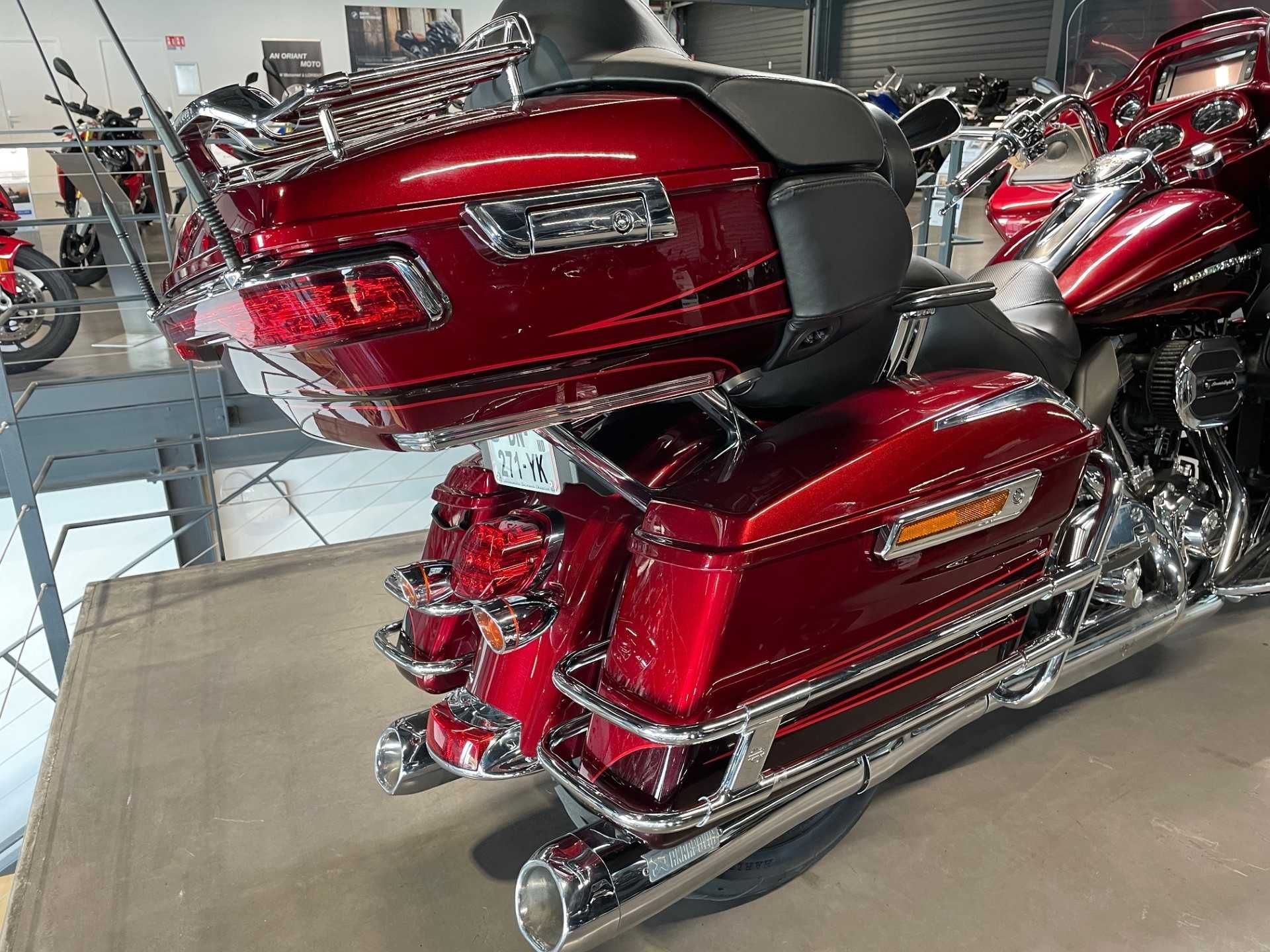 Road glide ultra CVO Full extras