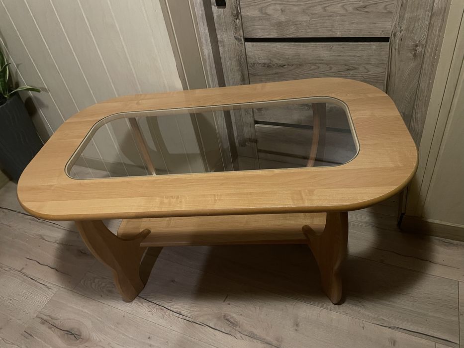 Stolik drewniany