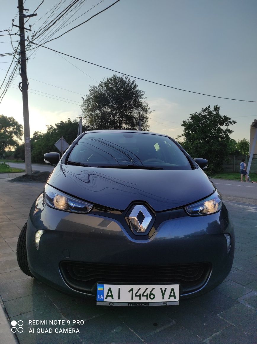 Рено Зое Renault Zoe