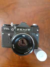 Zabytkowy aparat kolekcjonerski Zenit TTL