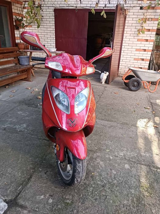 скутер.б/у на ходу.