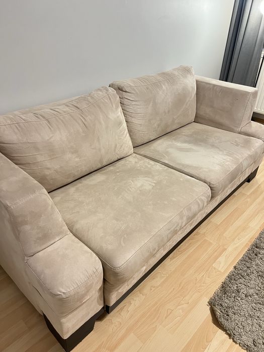 Kanapa rozkladana w b.dobrym stanie