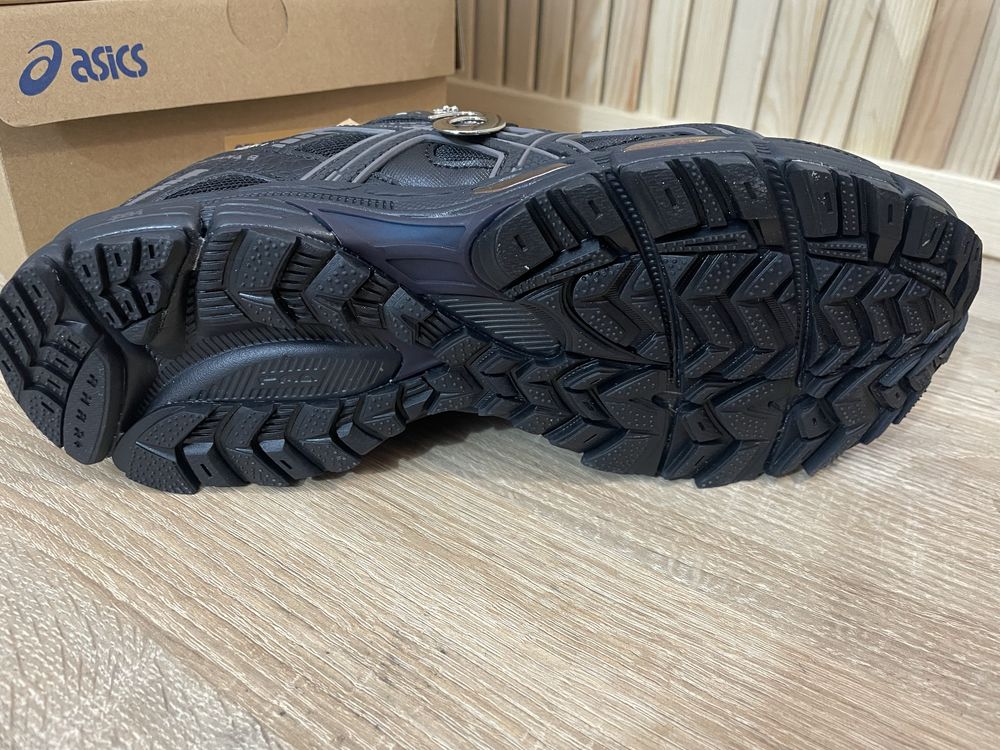 Asics Gel Kahana 8 black чорні, чёрные.