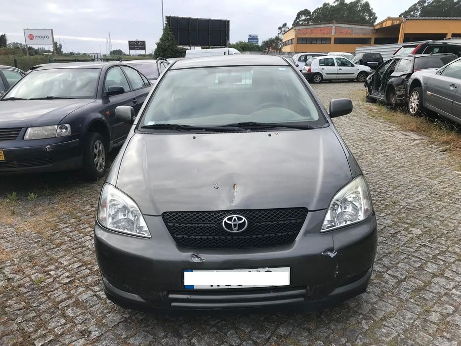 Toyota Corolla 2.0 D-4D Van 2002 - Para Peças