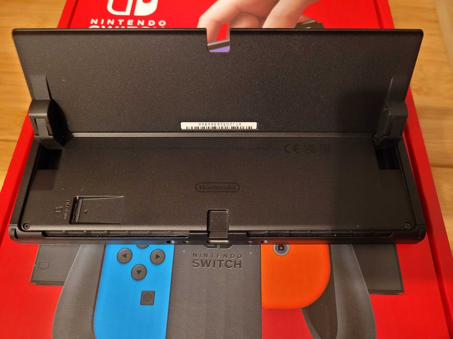 Nintendo Switch Oled Sam Tablet + Pudełko Idealny Stan jak Nowa