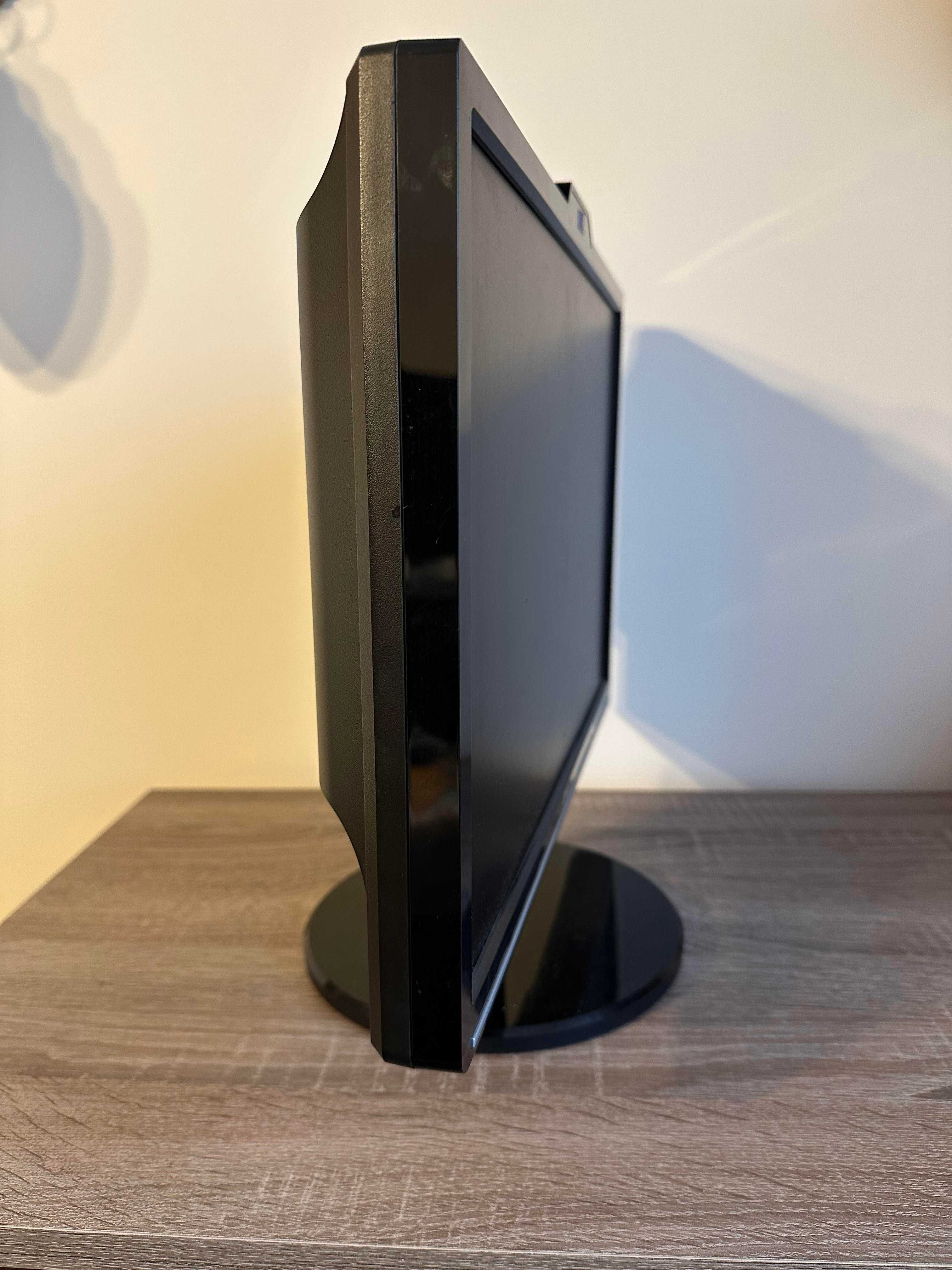 Monitor LCD ASUS VK193D z wbudowaną kamerą, 19 cali