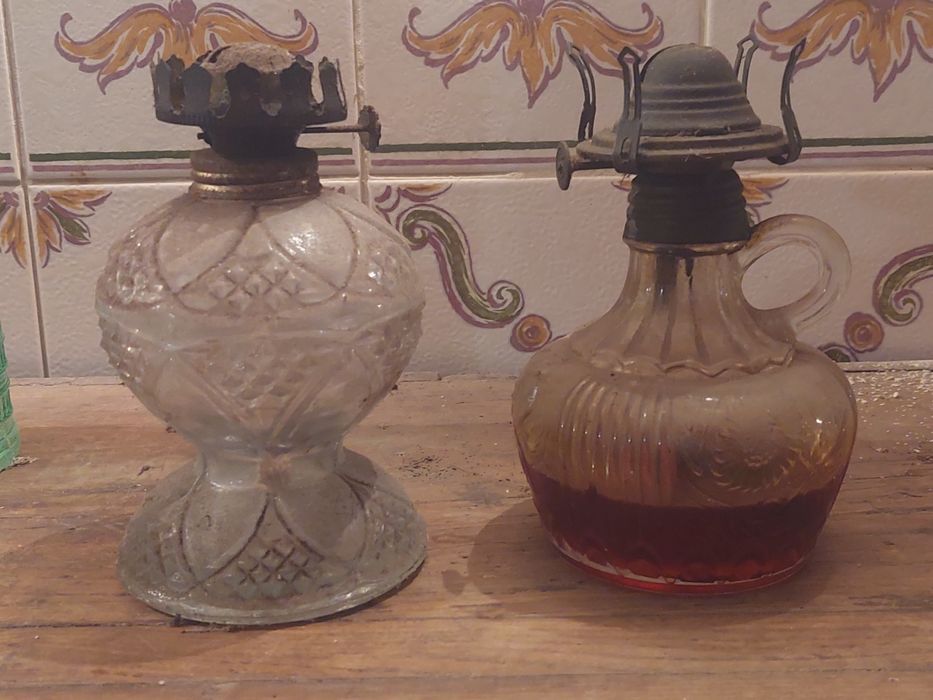 Candeeiros de petróleo antigos