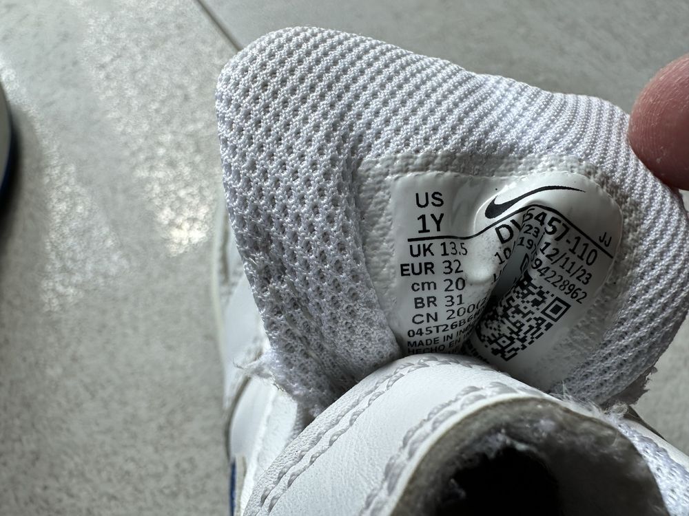 Nike buty dla dzieci rozmiar 32 stan bdb