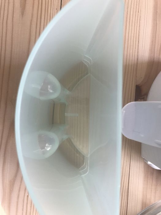 Соковижималка відцентрова центробіжна Philips HR1821