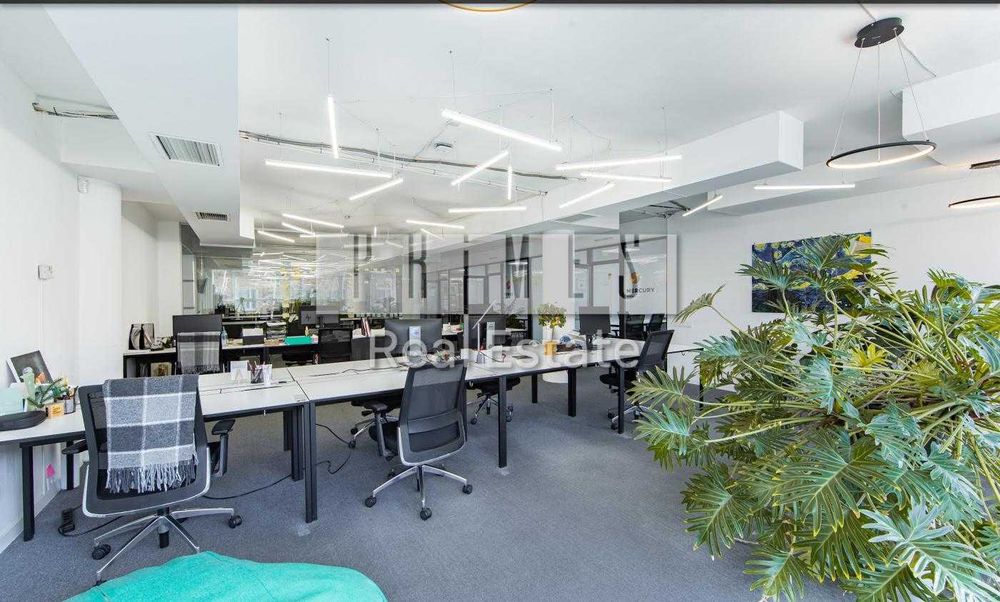 Продаж офісу, ЖК Дипломат Холл, вул. Жилянська 59