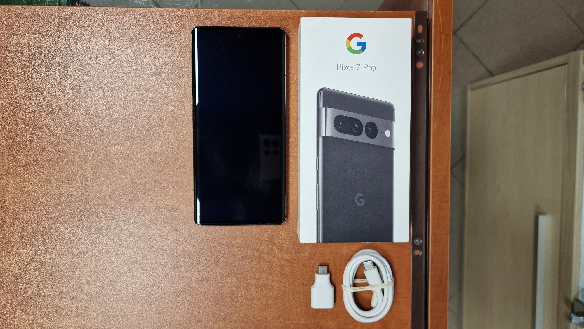 Google Pixel 7 Pro 5G Dual Sim 128GB/12GB RAM czarny, stan bdb, gwar.