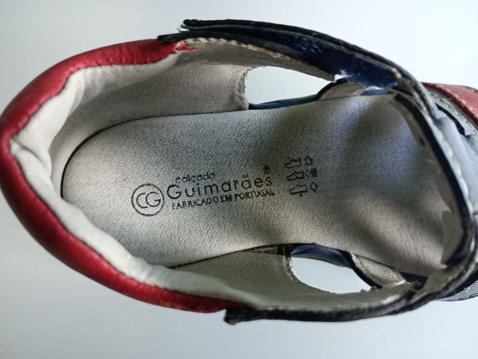 Sandálias como novas em pele n. 28
