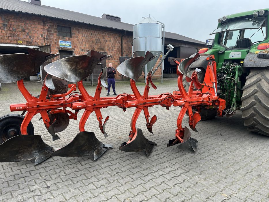 Pług obrotowy 4+1 Kuhn Varimaster 151 nonstop kverneland lemken