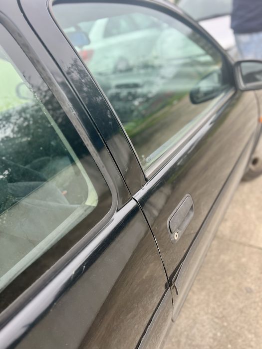 Corsa B 1.4 gasolina