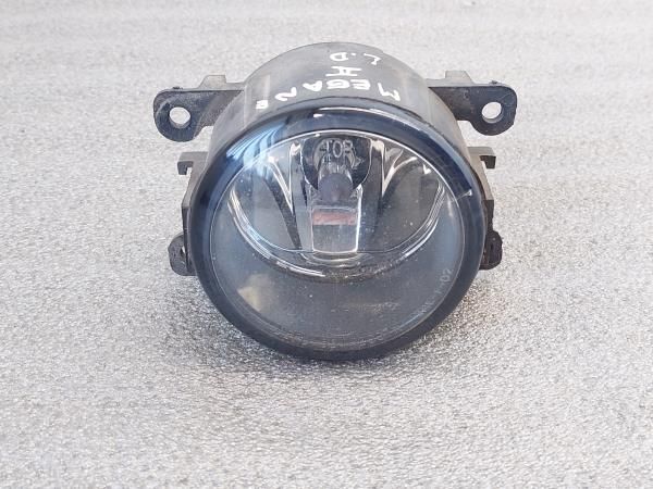 Farol nevoeiro frente direito RENAULT Megane II (BM0/1_, CM0/1_)