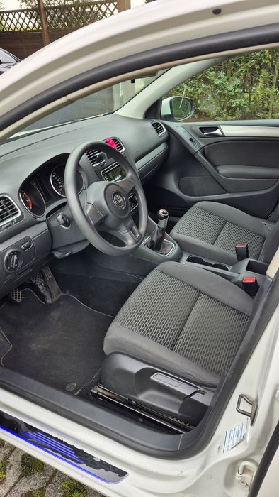 Volkswagen GOLF VI  1.4 MPI