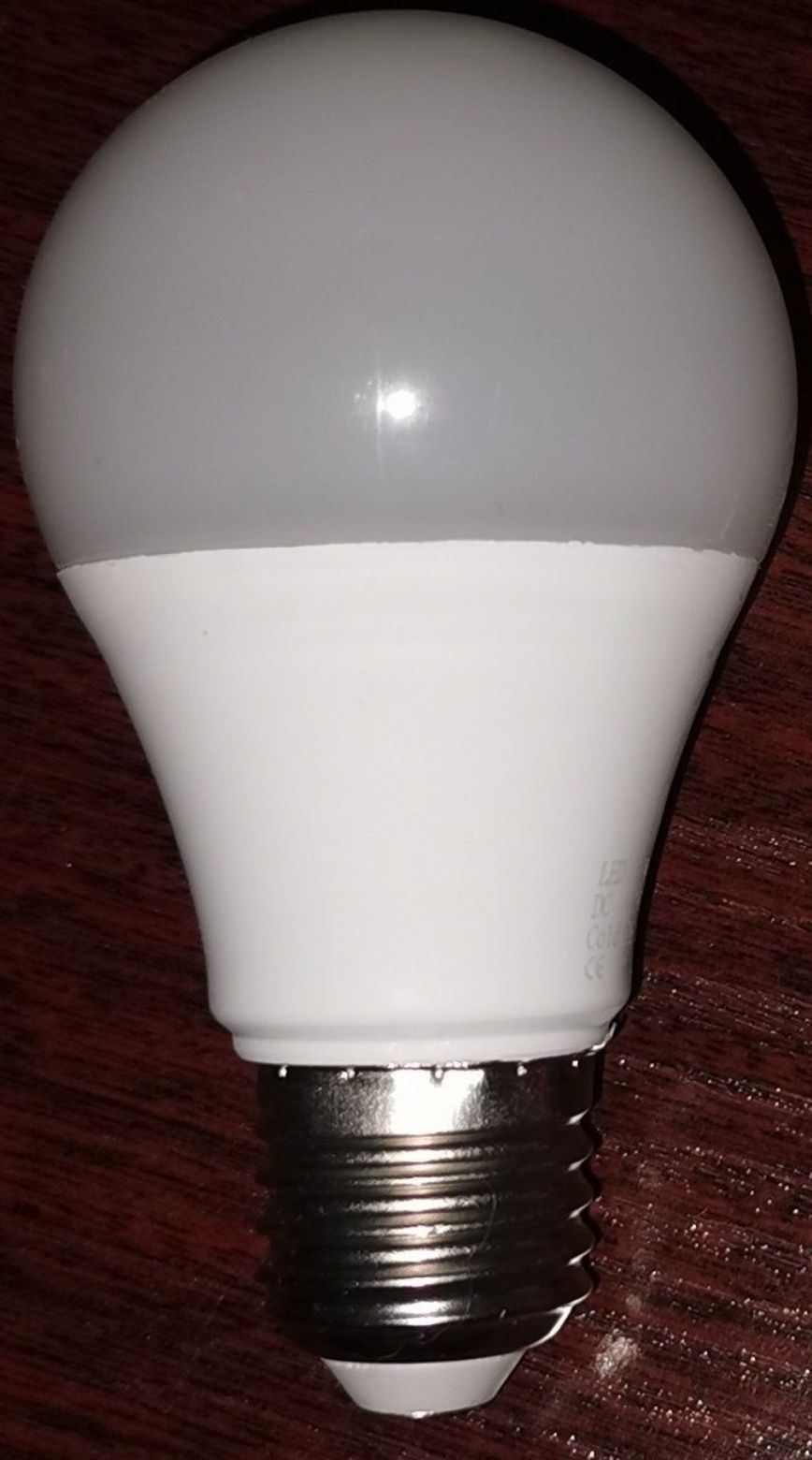 Лампочка Led light lamp 12 Volt 12 Watts